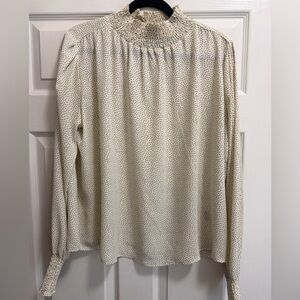 Chic Cream Blouse with Delicate Pattern